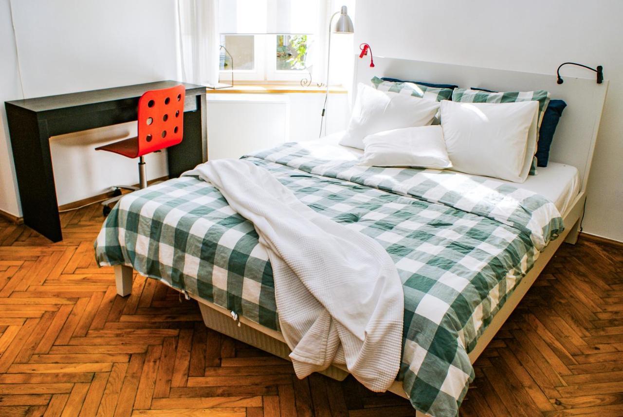Large And Cozy Apartment 60 M2, Cracow Old Town Краков Экстерьер фото